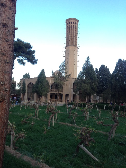 بلندترین بادگیر جهان در باغ دولت آباد یزد معجزه ایستادگی